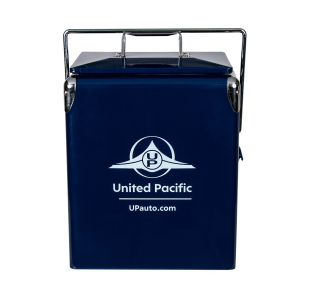 Durable Metal Cooler Box for Outdoor Adventures - Keeps Drinks Cold, Perfect for Camping and Picnics